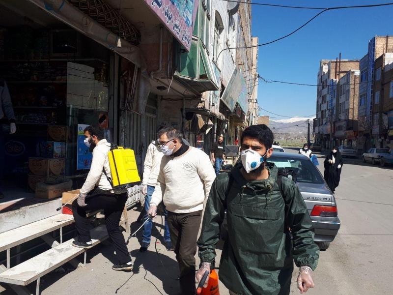 توزیع اقلام بهداشتی در مناطق مختلف اصفهان با تفاوت روبه رو است / دسترسی سخت مردم شهر‌های کوچک به مواد ضدعفونی کننده