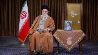 نامگذاری‌های سالانه رهبر ایران چه فایده‌ای دارند؟