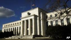 بانک‌ مرکزی آمریکا اعلام کرد هرقدر نیاز باشد بدهی‌های دولت را خریداری می‌کند