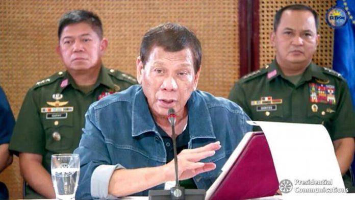 رئیس جمهوری فیلیپین به ناقضان قرنطینه شلیک کنید