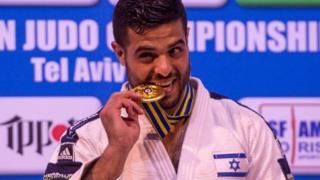 جودوکای اسرائیلی اقلام ورزشی خود را برای مبارزه با کرونا به حراج گذاشت