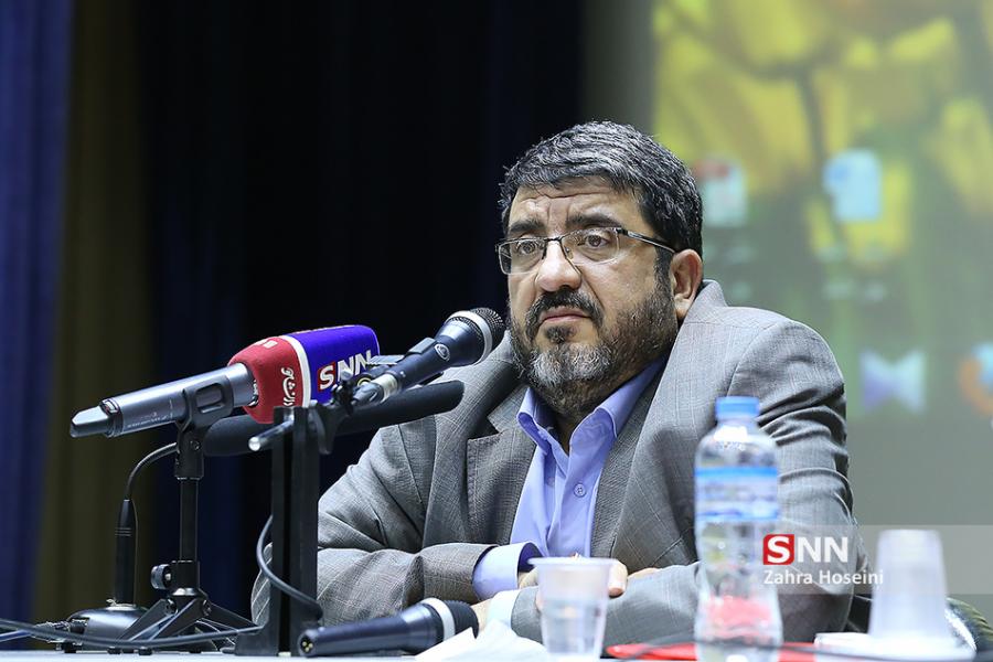 ایزدی: دلیل مخالفت آمریکا با وام صندوق بین‌المللی پول به ایران بالا بردن تعداد کشته‌هاست