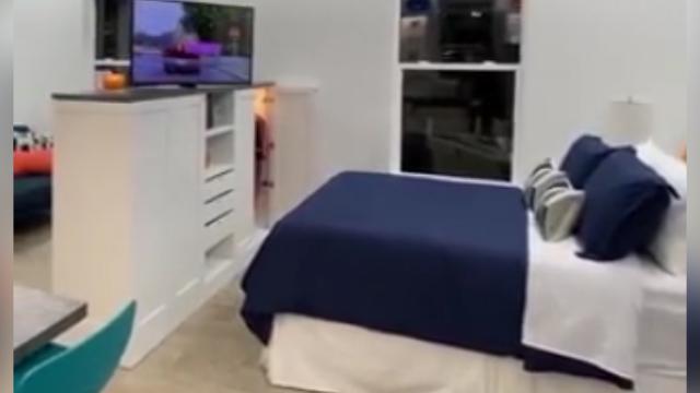 خانه‌ای بزرگ که از دل یک جعبه کوچک بیرون می‌آید + فیلم