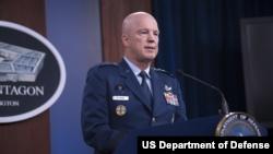 فرمانده عملیات فضایی آمریکا: ماهواره پرتاب شده ایران یک «وب‌کم معلق در فضا» است