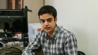 'ادامه بازداشت علی یونسی؛ نگرانی از سرنوشت برنده مدال طلای المپیاد نجوم'