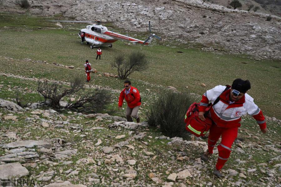 نجات یک گردشگر از ارتفاعات پیرجد خرم‌آباد