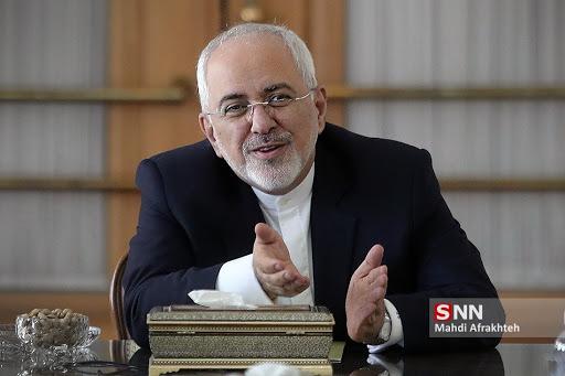 ظریف: هیچ مذاکره‌ای با آمریکا در میان نیست / دولت آمریکا رفتارش را اصلاح کند
