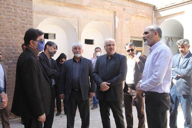 گمانه زنی قبه سبز برای ایجاد سایت موزه در قلب کرمان