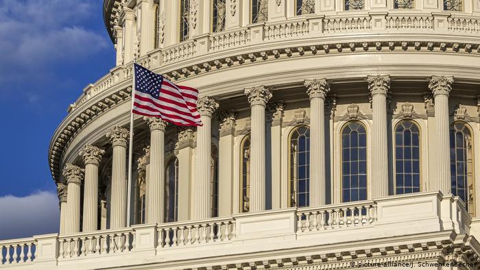 مجلس نمایندگان آمریکا بسته حمایت مالی سه هزار میلیارد دلاری را تصویب کرد