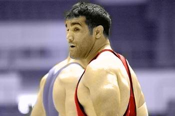 قنبری: دبیر حرف درستی می‌زند/ ما هم از هفت‌خوان رستم عبور کردیم