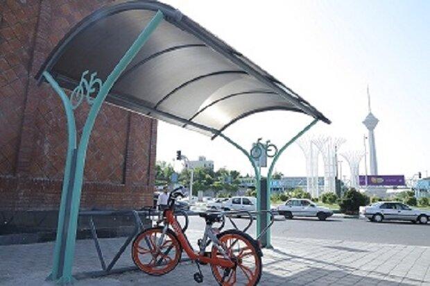 ایستگاه‌های مترو «صنعت» و «شادمهر» به پارکینگ دوچرخه مجهز شد