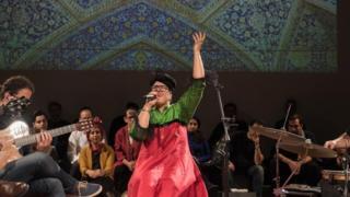 ممنوعیت صدای زن در ایران؛ قصه پرغصه حسرتی ابدی؟