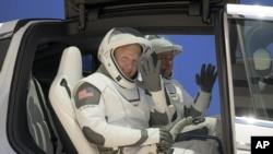 ساعتی تا تلاش مجدد برای اعزام تاریخی فضانوردان از خاک آمریکا به فضا؛ پرزیدنت ترامپ عازم فلوریدا شد