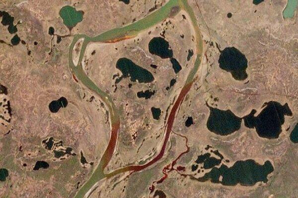 آلودگی نشت نفتی به دریاچه‌ای در شمال روسیه رسید
