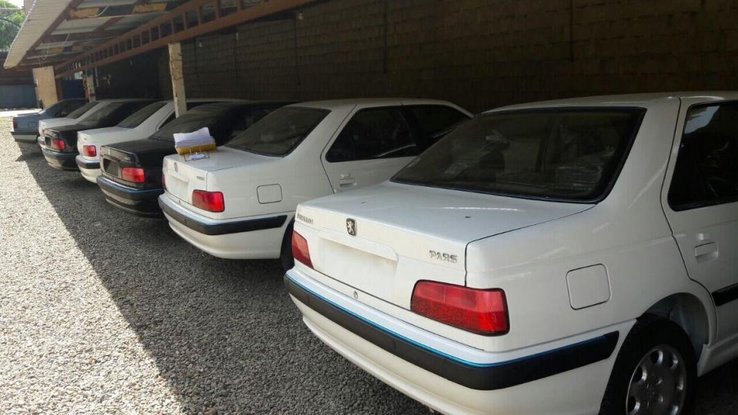 معاون صمت بوشهر: نگهداری خودروی صفر بدون پلاک در پارکینگ احتکار است