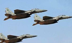 ۴۰ حمله هوایی متجاوزان سعودی‌ها به مناطقی در یمن