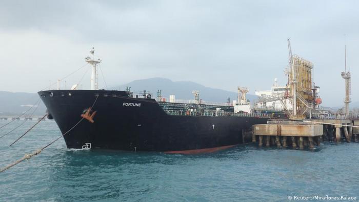 کشتی باری "گلستان" به سواحل ونزوئلا نزدیک می‌شود