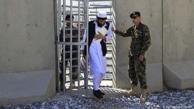 منابع: با حل مساله زندانیان طالبان، مذاکرات صلح با کابل به‌زودی آغاز می‌شود