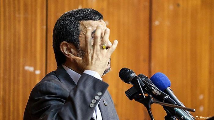 هشدار احمدی‌نژاد درباره بی‌اطلاعی مردم از قرارداد ۲۵ ساله ایران با چین