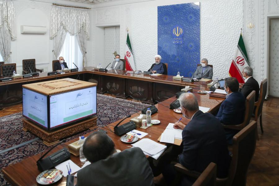 دستور روحانی به وزیر اقتصاد: ورود شرکت‌های اقتصاد دیجیتال به بورس تسهیل شود