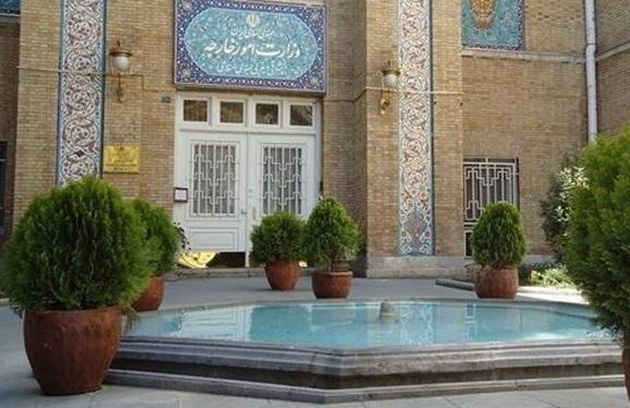 به تلاش‌ها برای تعیین تکلیف سرنوشت چهار دیپلمات ربوده شده ایرانی ادامه می‌دهیم