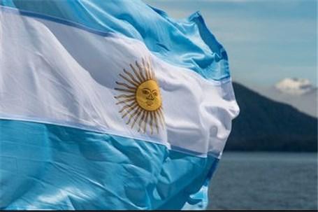 اقتصاد آرژانتین 12 درصد آب می‌رود