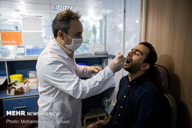 طراحی و تولید نخستین سواپ نمونه گیری از ته حلق برای آزمایش کرونا