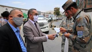 توصیه وزارت صحت به مردم در افغانستان: برای حفظ سلامت‎تان ماسک بزنید