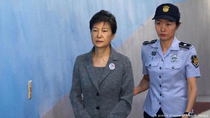 رئیس جمهور سابق کره جنوبی به ۲۰ سال زندان محکوم شد