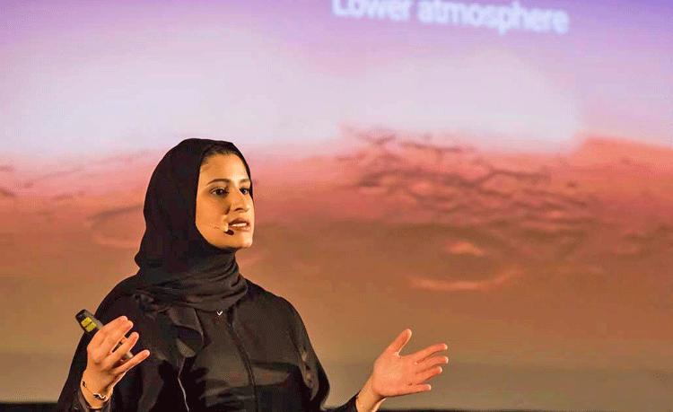 عکس| ورود امارات به باشگاه کشورهای فضایی با مهندسی بانوی ایرانی‌تبار