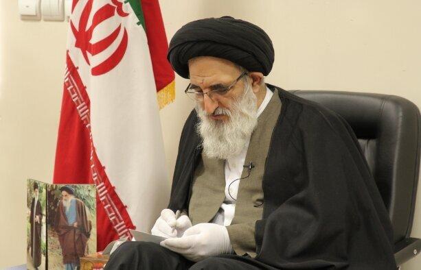 نماز جمعه نماد مقاومت ملت ایران است