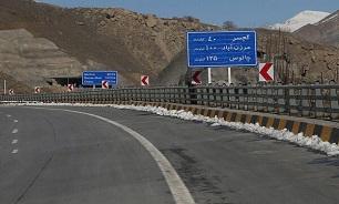 انسداد مسیر جنوب به شمال جاده چالوس و آزادراه تهران - شمال