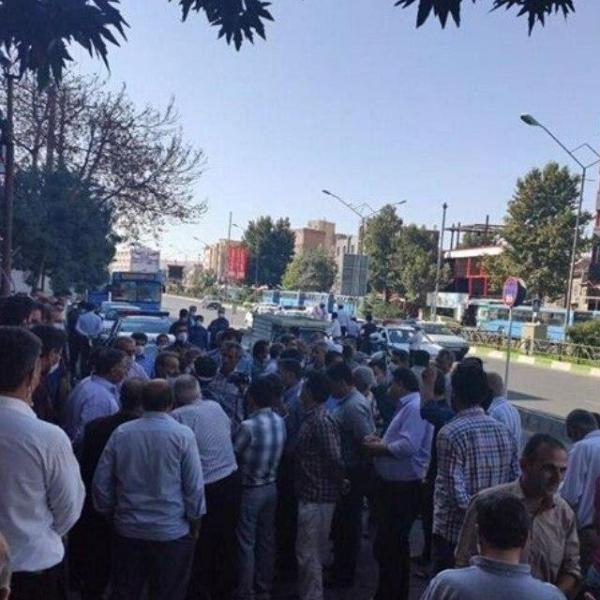  اعتصاب رانندگان ناوگان اتوبوسرانی ارومیه / دوشنبه ۱۳ مرداد + عکس