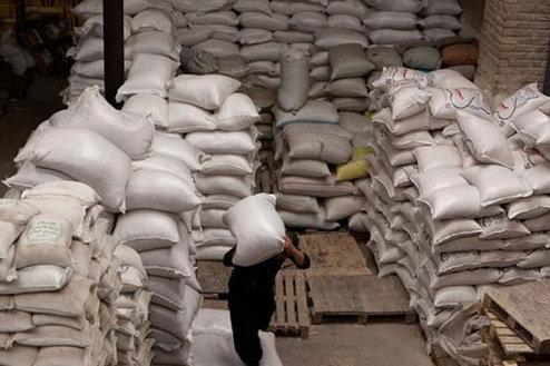 ۳۳ هزار تن برنج در معرض فساد