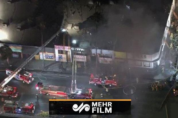 آتش‌سوزی گسترده در یک بلوک تجاری در محله هالیوود لس ‌آنجلس