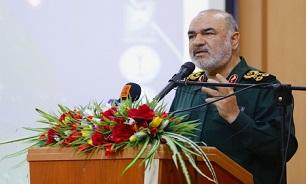 سرلشکر سلامی: پژوهش‌های دفاع مقدس عموما بزرگی و وسعت روح ملت ایران را نشان می‌دهد