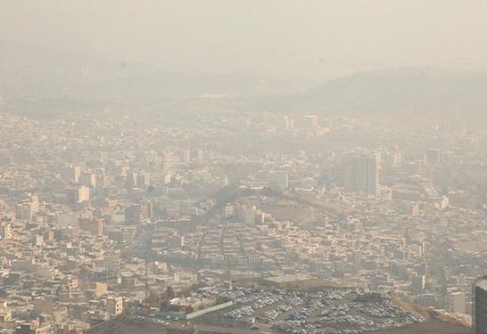 هوای تهران برای گروه‌های حساس جامعه آلوده می‌شود