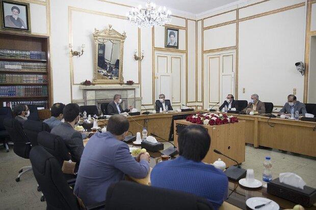 اشکالات قوانین انتخاباتی در جلسه با کمیسیون شوراها بررسی شد