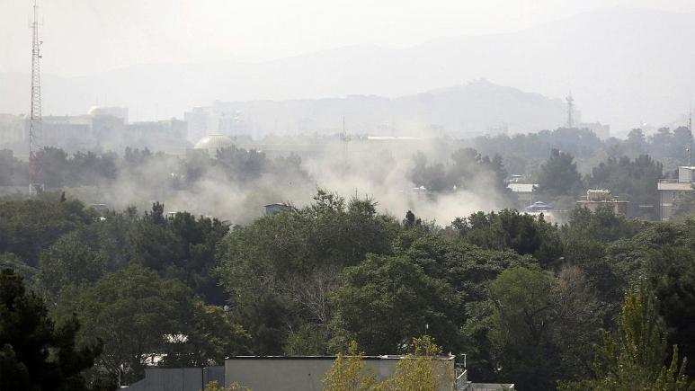 شلیک ۱۴ موشک به کابل؛ یک راکت ارگ ریاست جمهوری افغانستان را هدف قرار داد