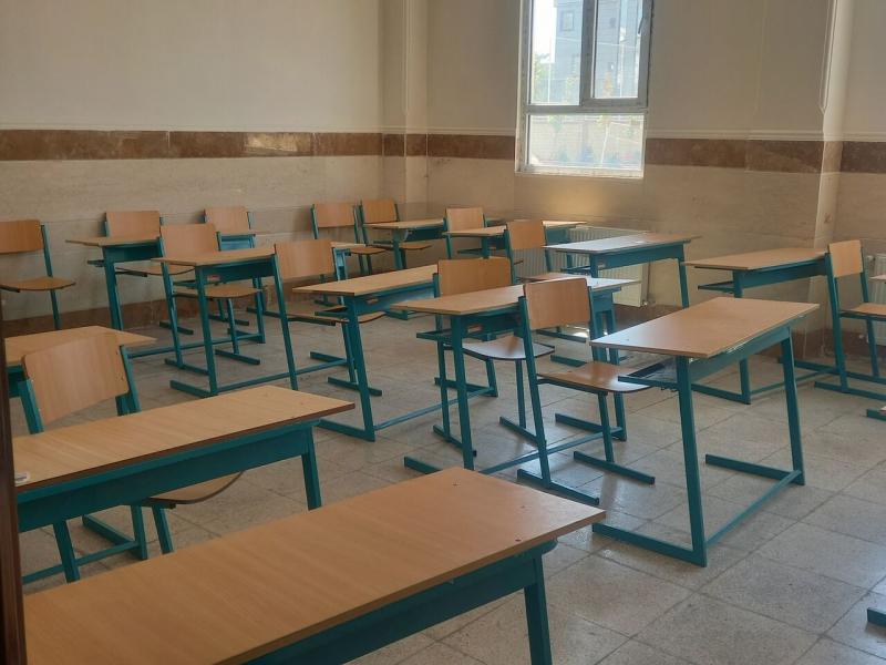 ۳۷ فضای آموزشی با کمک خیران استان سمنان در حال ساخت است