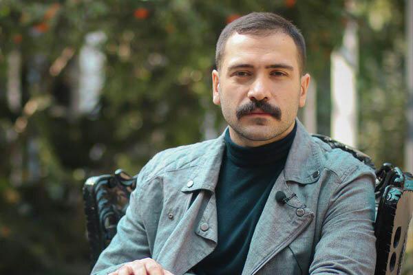 آشنایی با مشخصات یک ساز کوبه‌ای در کتاب/ «داربوکا» را بشناسید