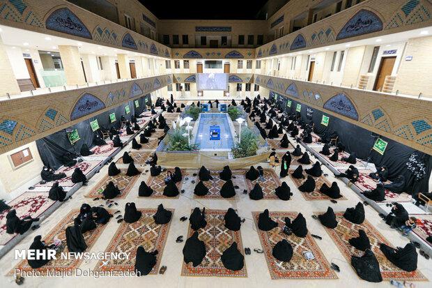 عزاداری مردم یزد در مدرسه علمیه کاظمیه
