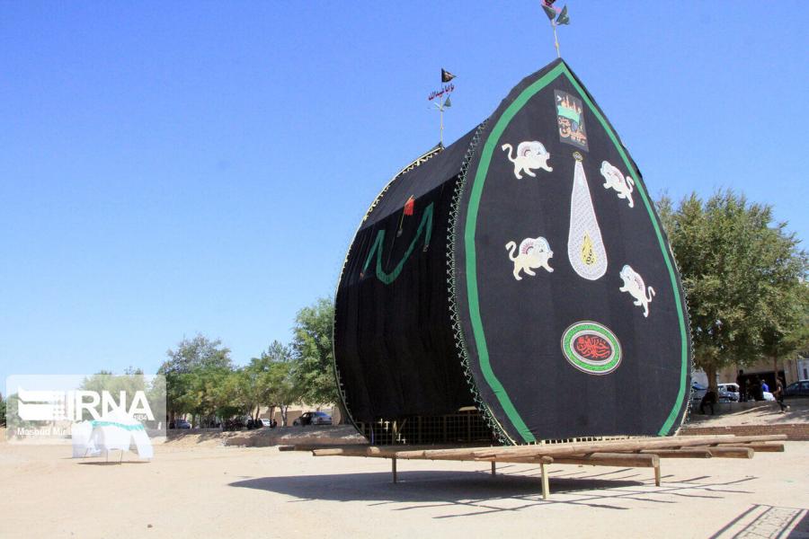 نخل گردانی خمین نمادی اصیل از عزاداری عاشورا