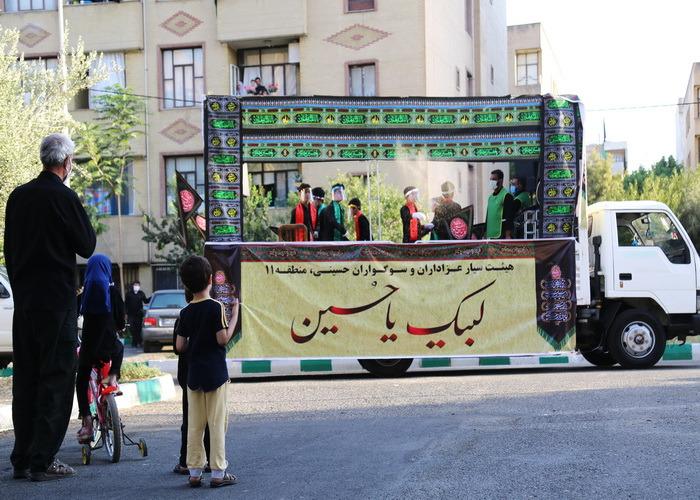 محله‌های مرکزی شهر میزبان کاروان‌های عزاداری بود