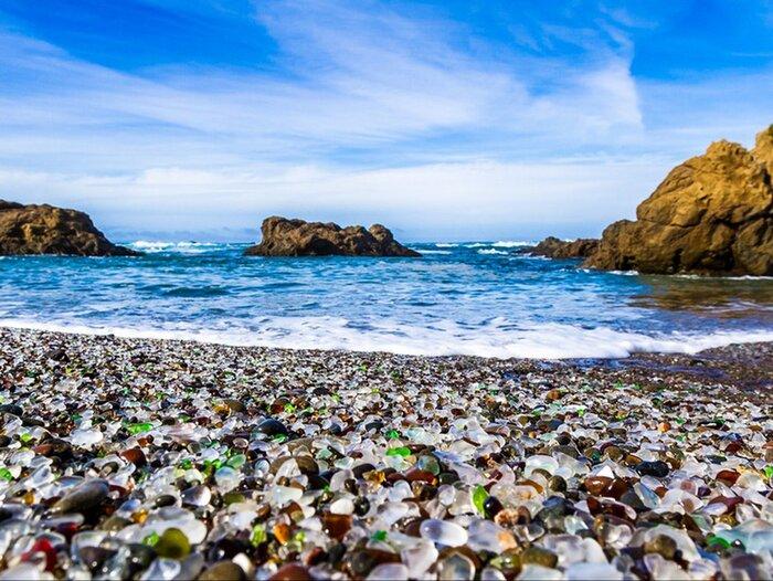 ساحل شیشه ای شگفت انگیز در کالیفرنیا