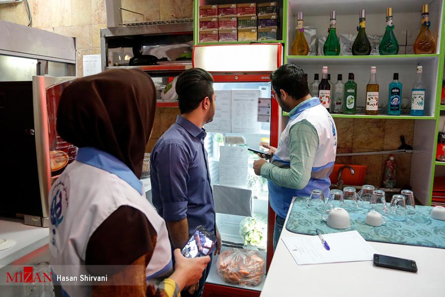 کشف دو هزار نوع مواد غذایی تاریخ مصرف گذشته در فیروزکوه