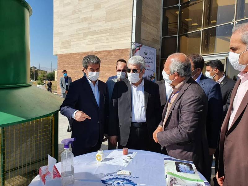 معاون رییس جمهوری از نمایشگاه‌ محصولات فناور آذربایجان‌غربی دیدن کرد