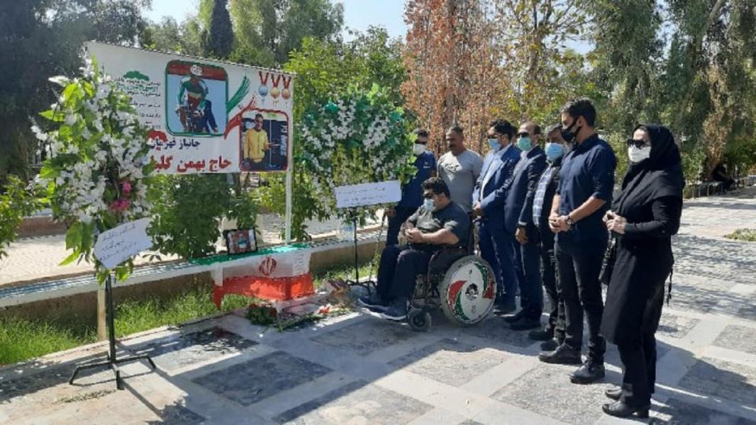 حضور مسئولان و ورزشکاران استان فارس بر مزار قهرمان پارادوچرخه سواری