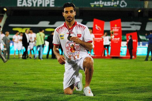 سخنان شجاع پس از بوسه بر لوگوی پرسپولیس