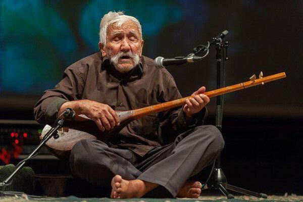 نوازنده ۱۰۰ ساله دوتار مازندران درگذشت/ فقدان یک هنرمند باهوش